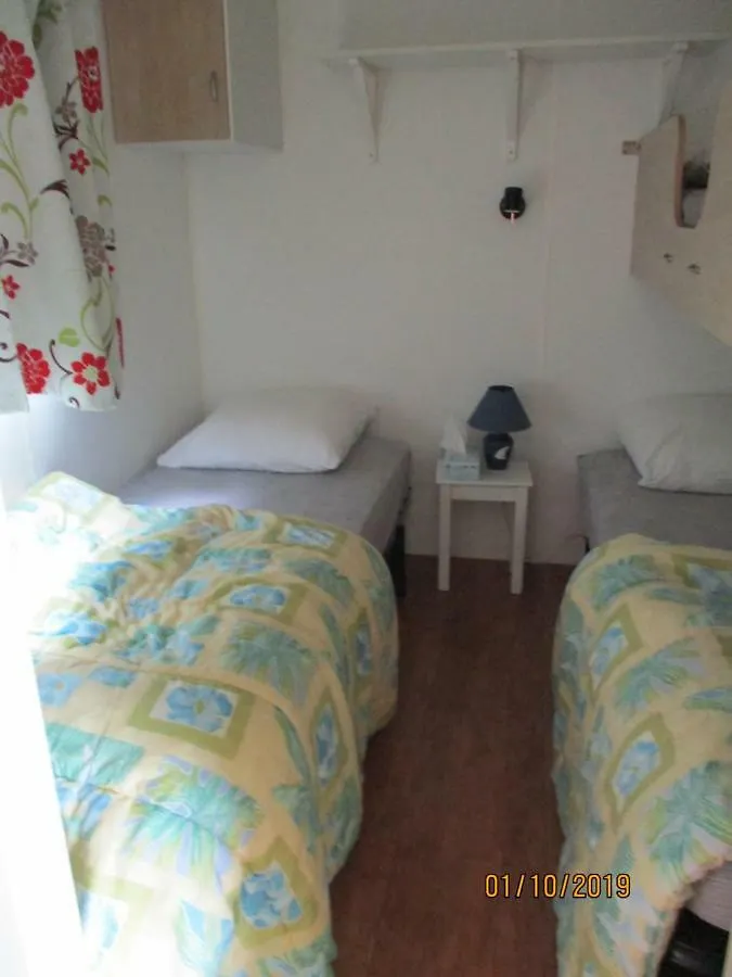 Les Mobile Home De Kerroyal Garlan キャンプ場